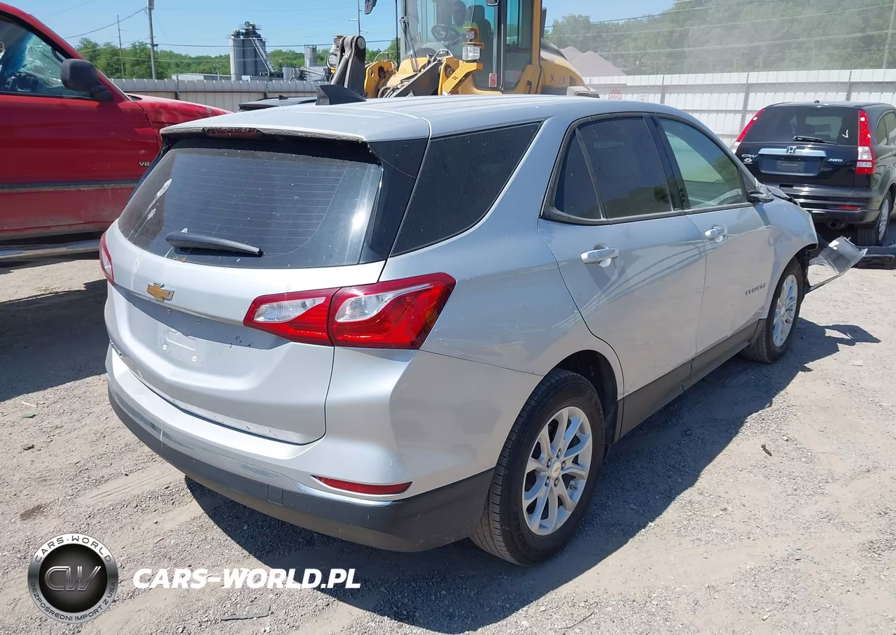 2018 Chevrolet Equinox Ls VIN:2GNAXHEVXJ6208471 - 4