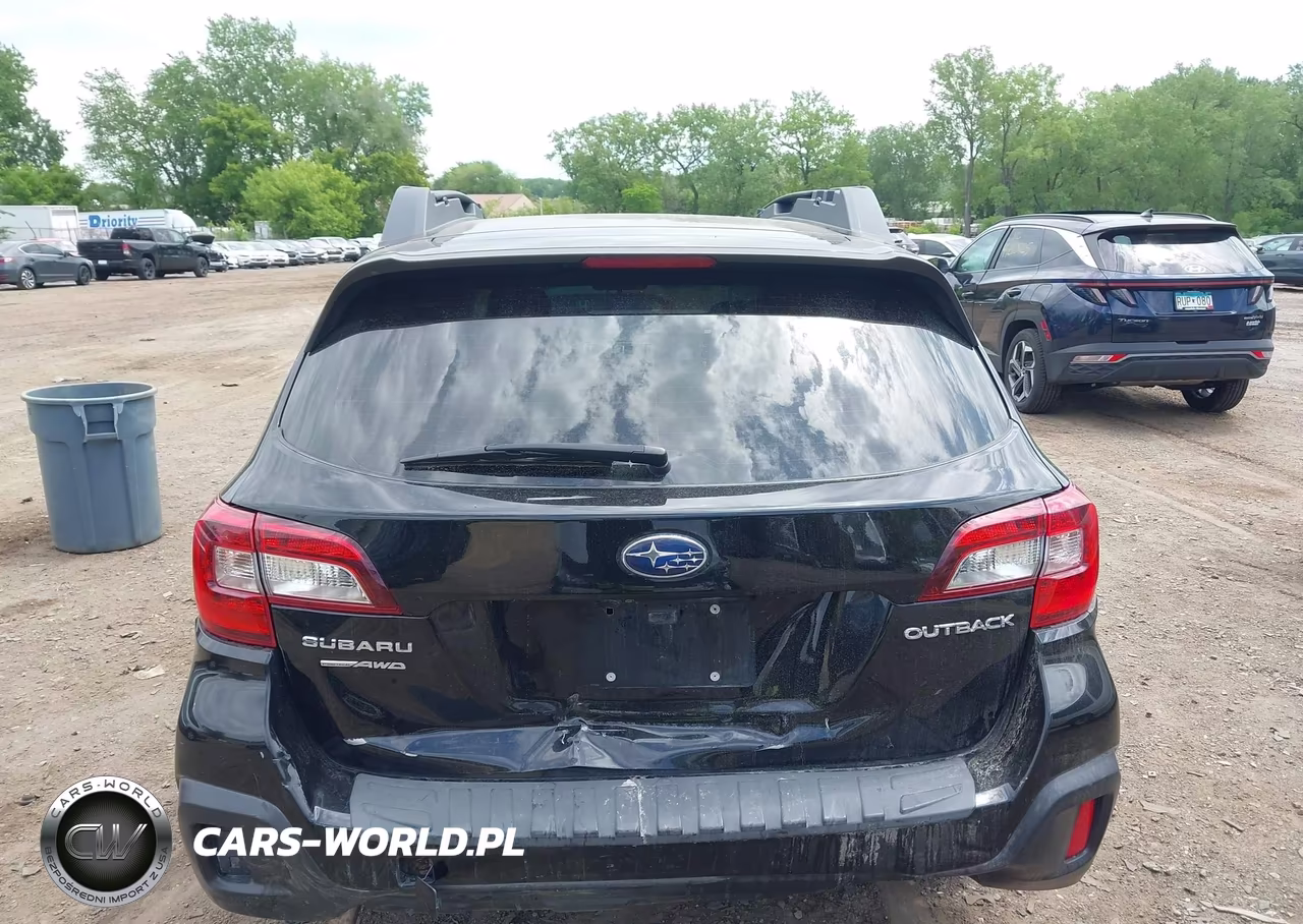 2018 Subaru Outback 2.5I VIN:4S4BSAACXJ3267529 - 16