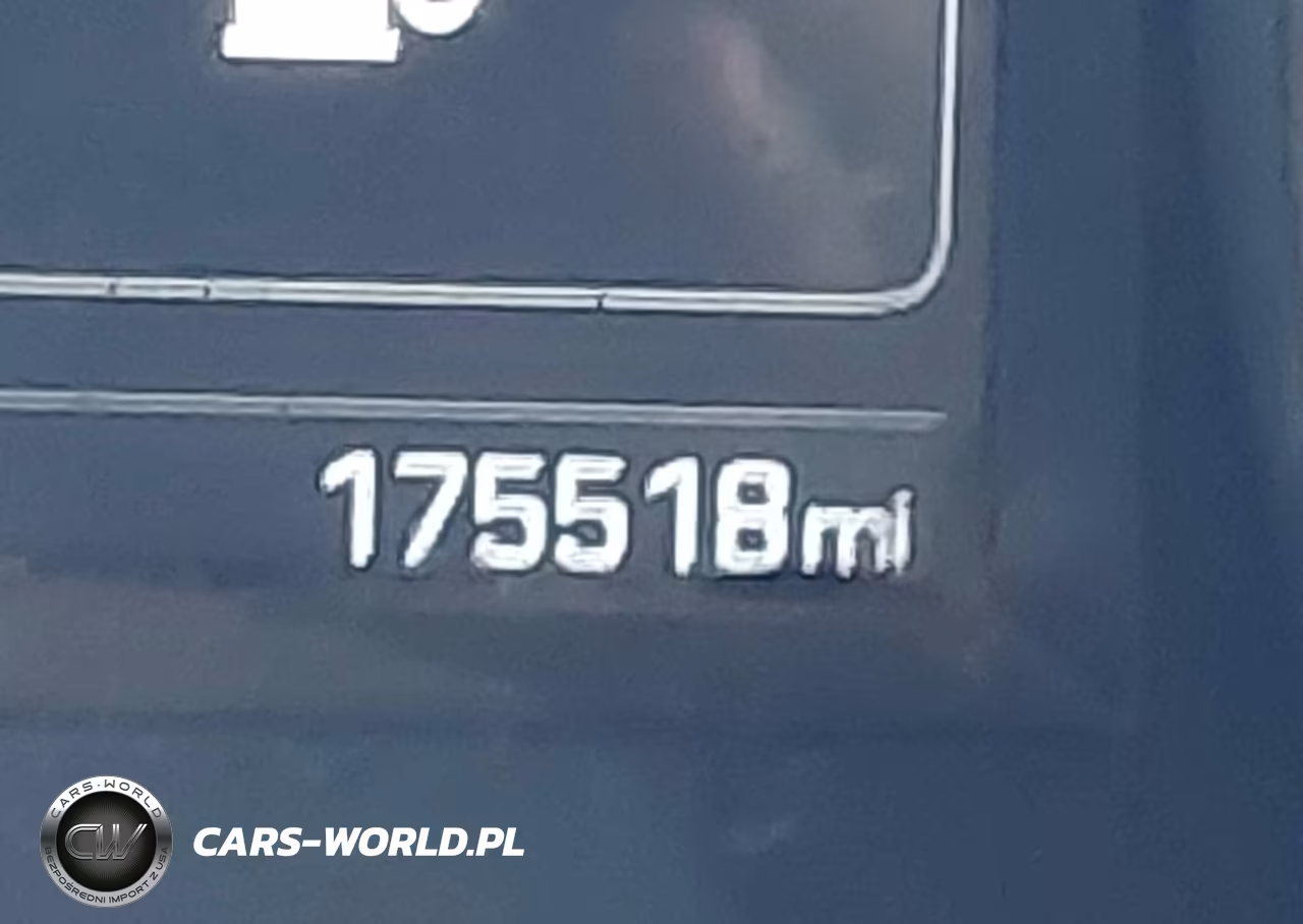2017 Hyundai Santa Fe Sport 2.4L VIN:5XYZT3LB2HG381711 - 15