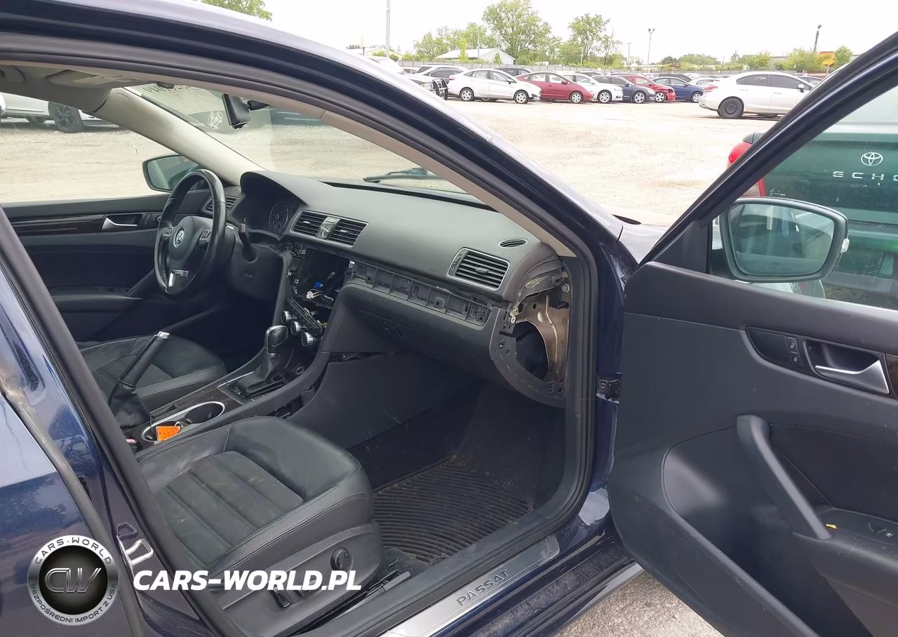 2015 Volkswagen Passat 2.0L Tdi Sel Premium VIN:1VWCV7A36FC038367 - 5