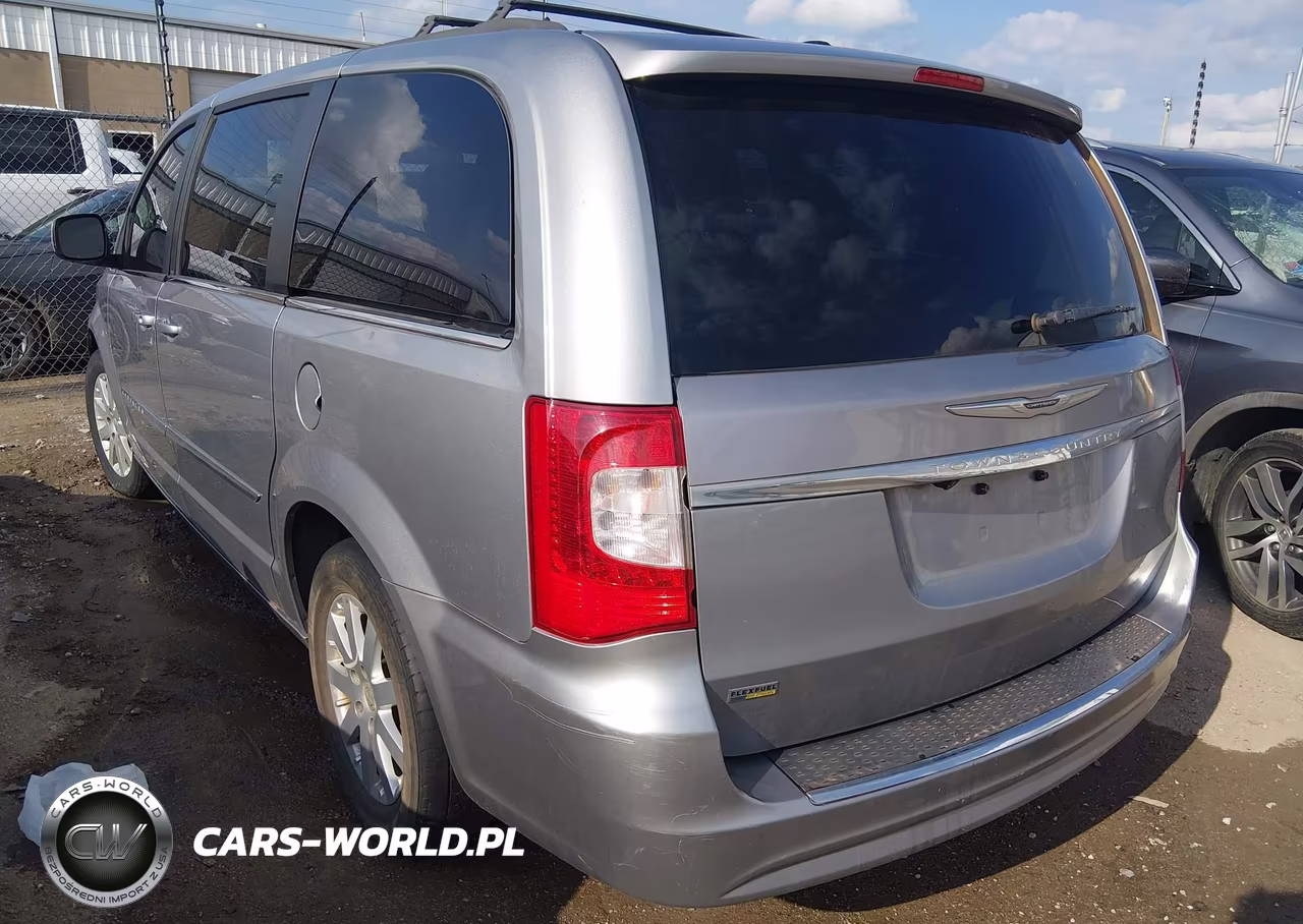 2014 Chrysler Town & Country Touring VIN:2C4RC1BG1ER270205 - 3