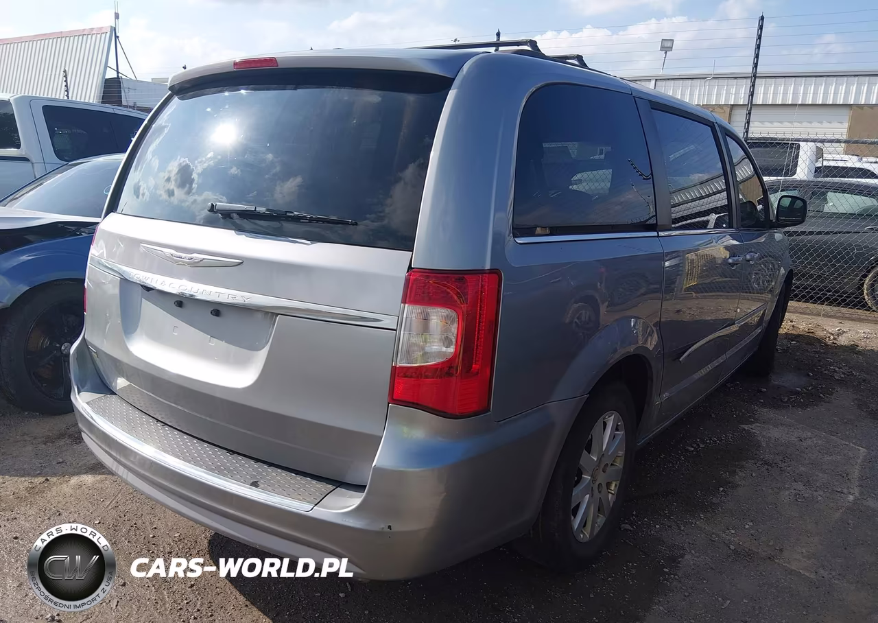 2014 Chrysler Town & Country Touring VIN:2C4RC1BG1ER270205 - 4