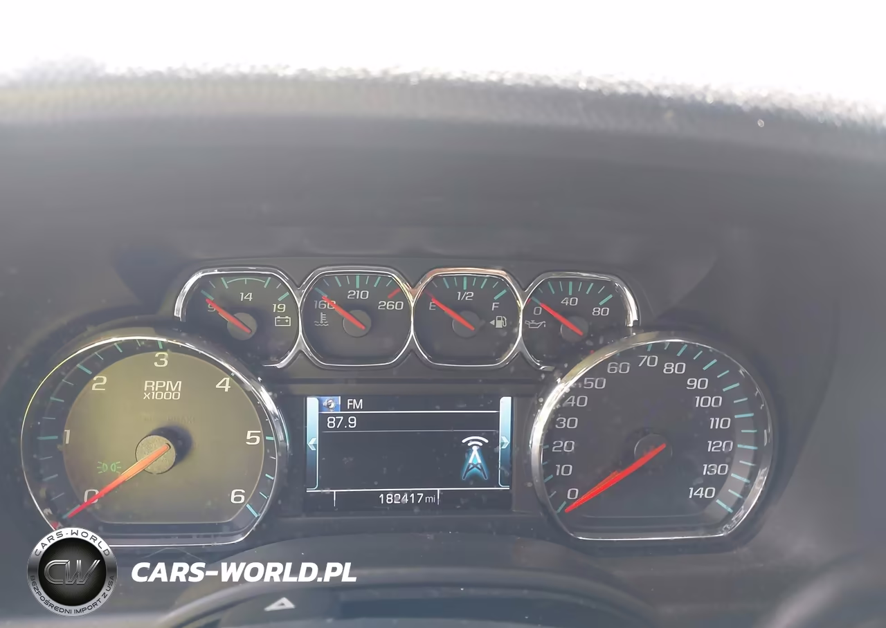 2019 Chevrolet Suburban Lt VIN:1GNSKHKC9KR328886 - 7