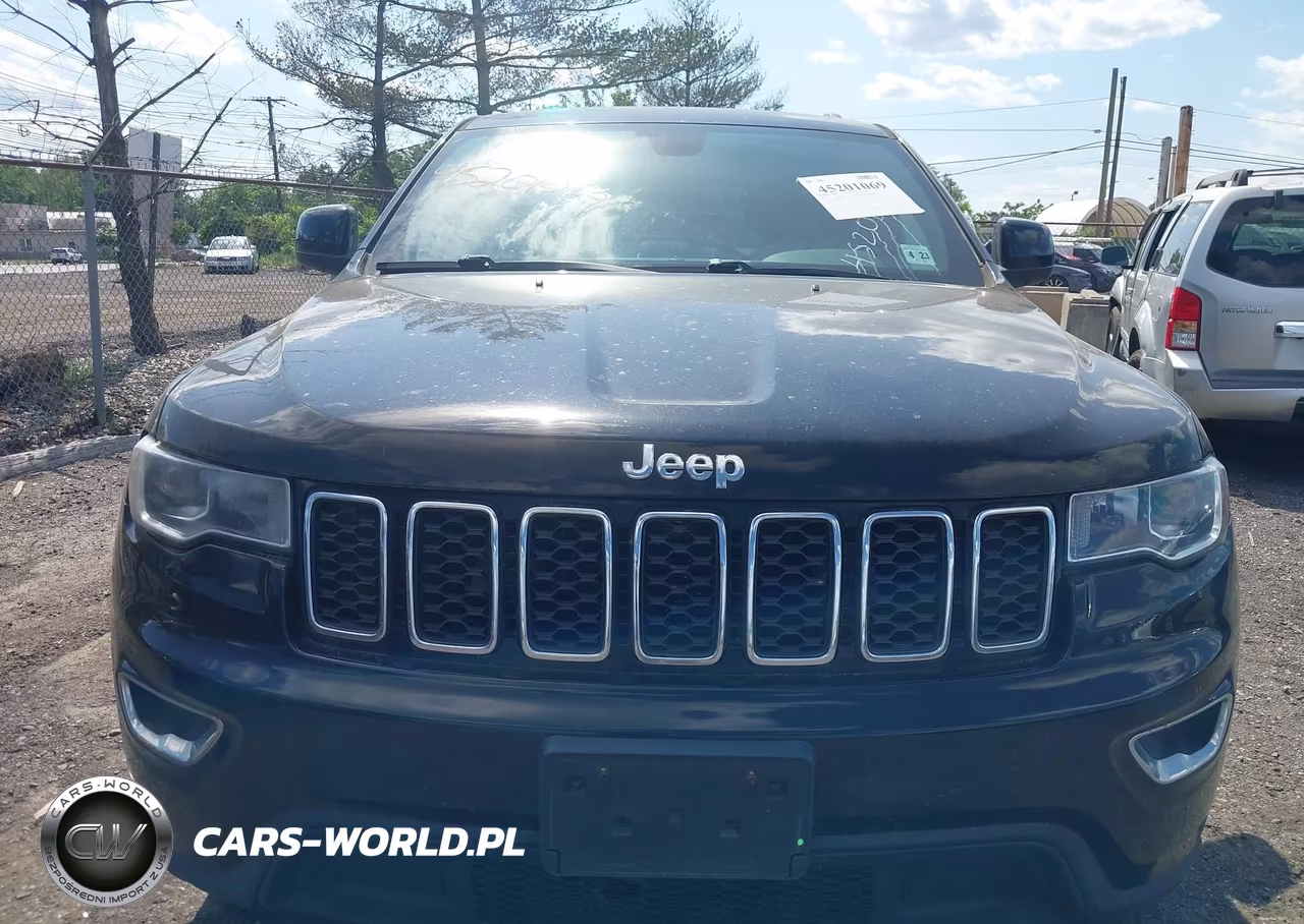 2018 Jeep Grand Cherokee Laredo E 4X4 VIN:1C4RJFAG4JC147991 - 13