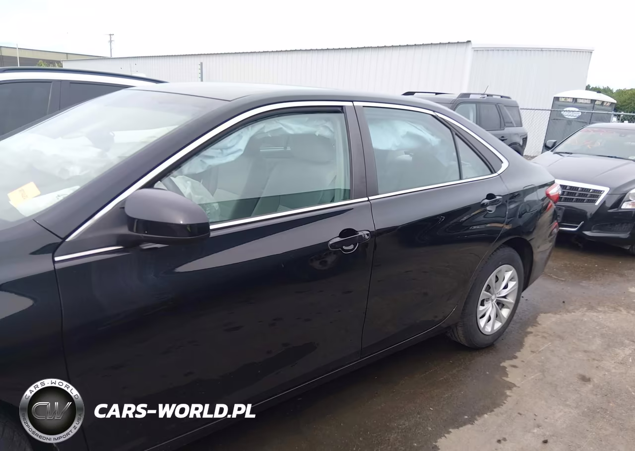 2015 Toyota Camry Le VIN:4T4BF1FK2FR448927 - 14