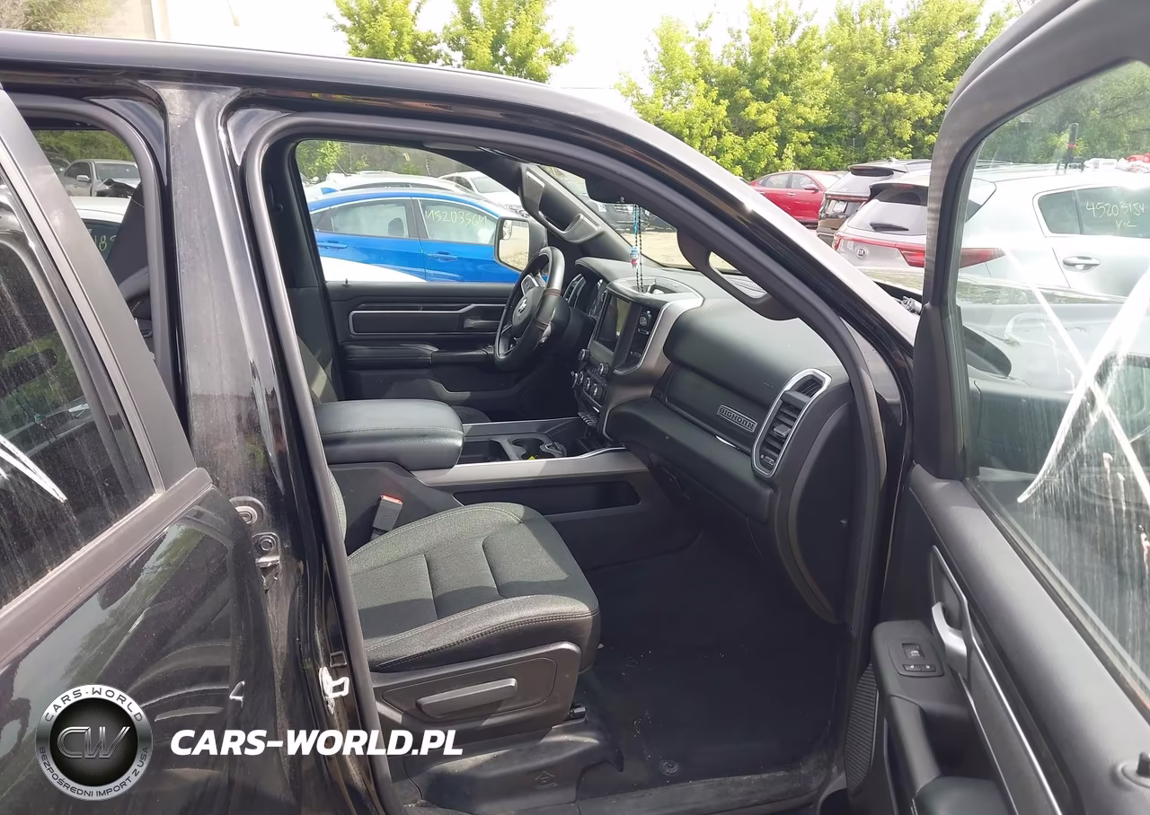 2020 Ram 1500 Big Horn 4X4 5'7 Box VIN:1C6SRFFT1LN153875 - 5