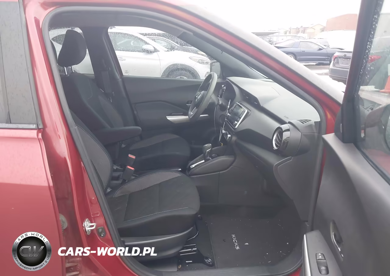 2018 Nissan Kicks Sv VIN:3N1CP5CU7JL509336 - 5