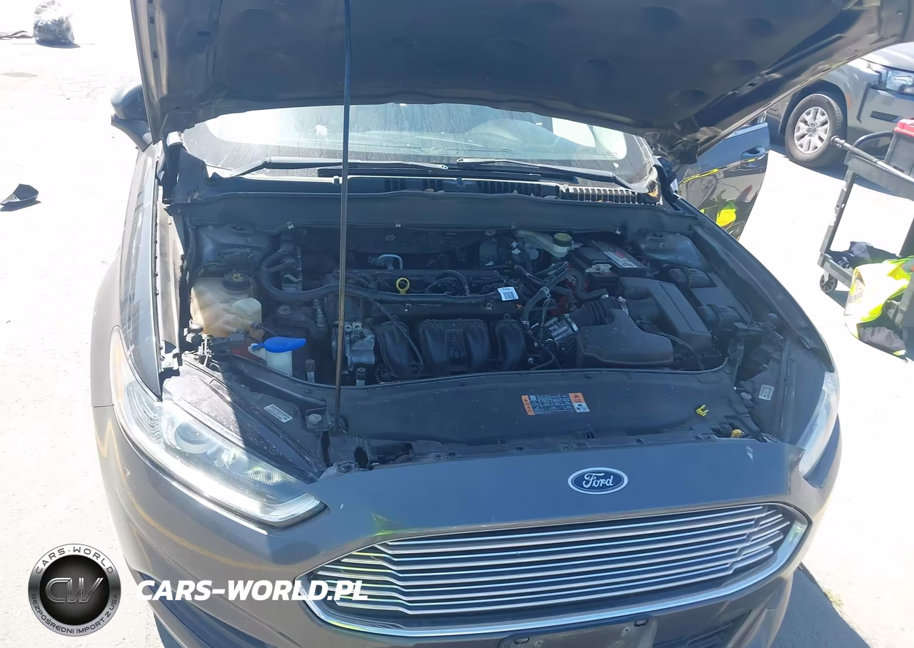 2016 Ford Fusion S VIN:3FA6P0G75GR240508 - 10