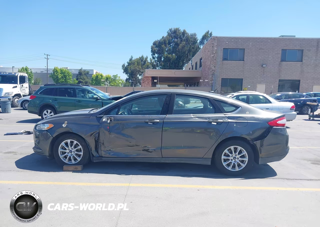 2016 Ford Fusion S VIN:3FA6P0G75GR240508 - 15