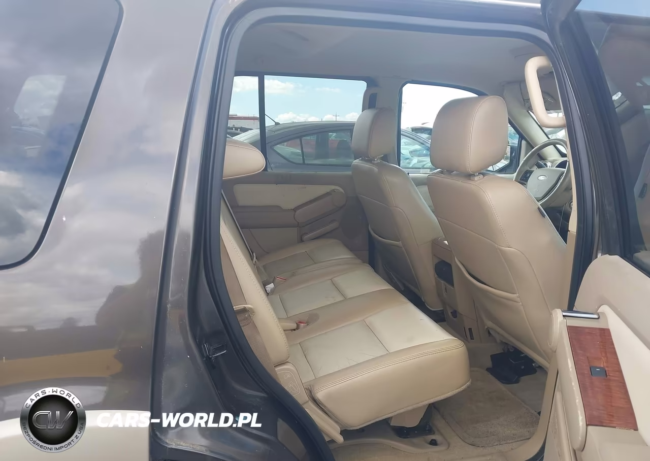 2007 Ford Explorer Eddie Bauer VIN:1FMEU74E57UB15555 - 8
