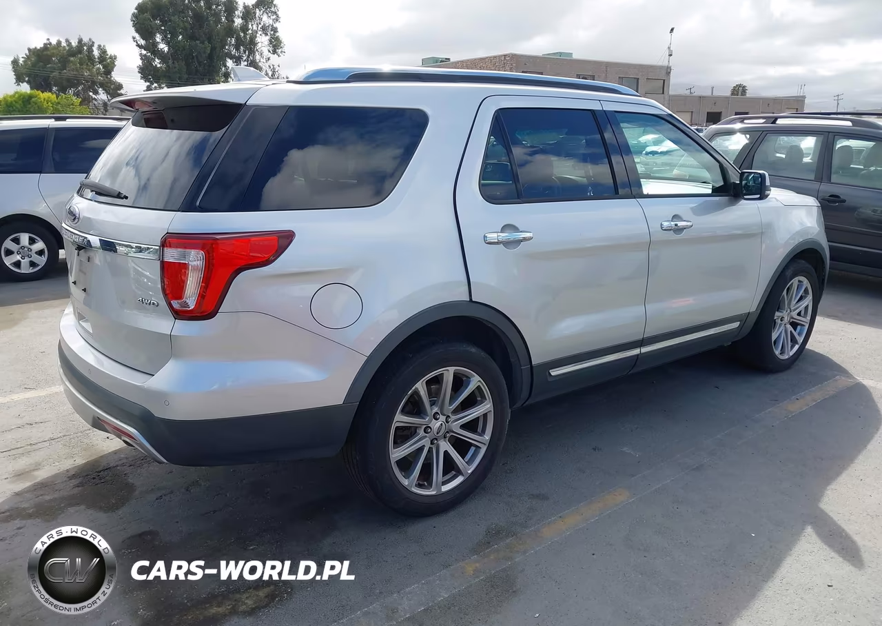 2016 Ford Explorer Limited VIN:1FM5K8F89GGA19901 - 4