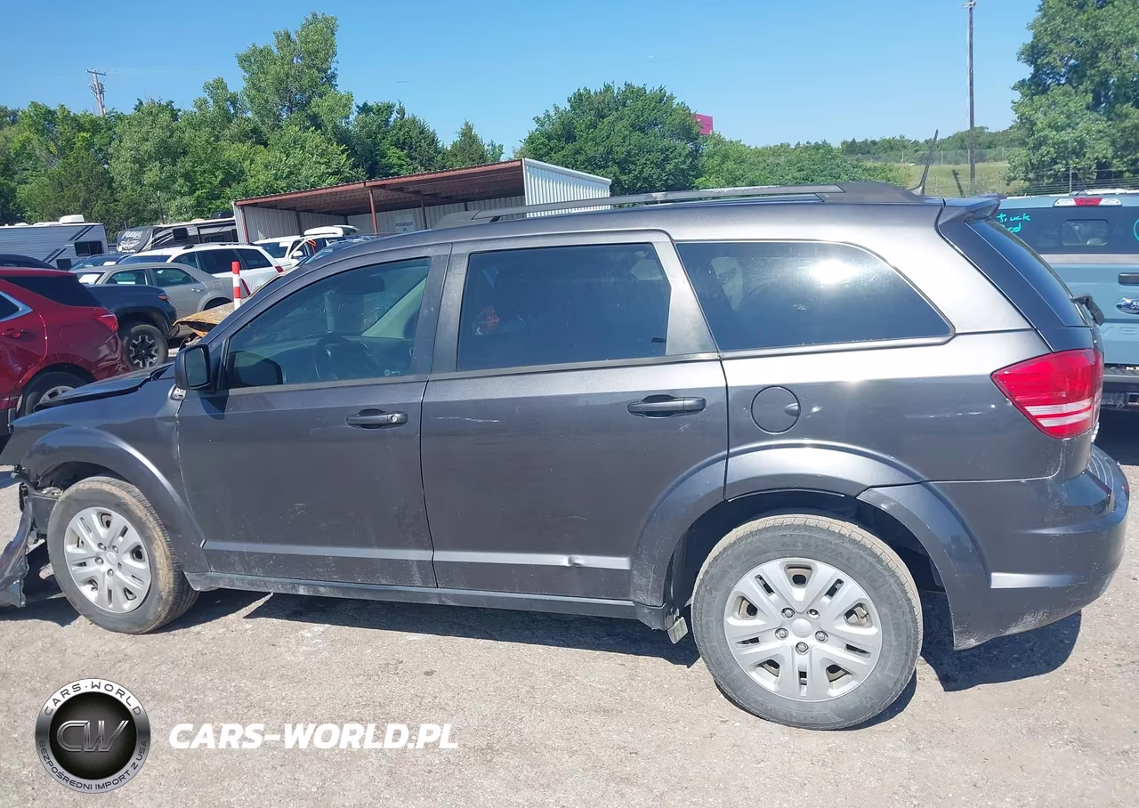 2018 Dodge Journey Se VIN:3C4PDCABXJT496403 - 15