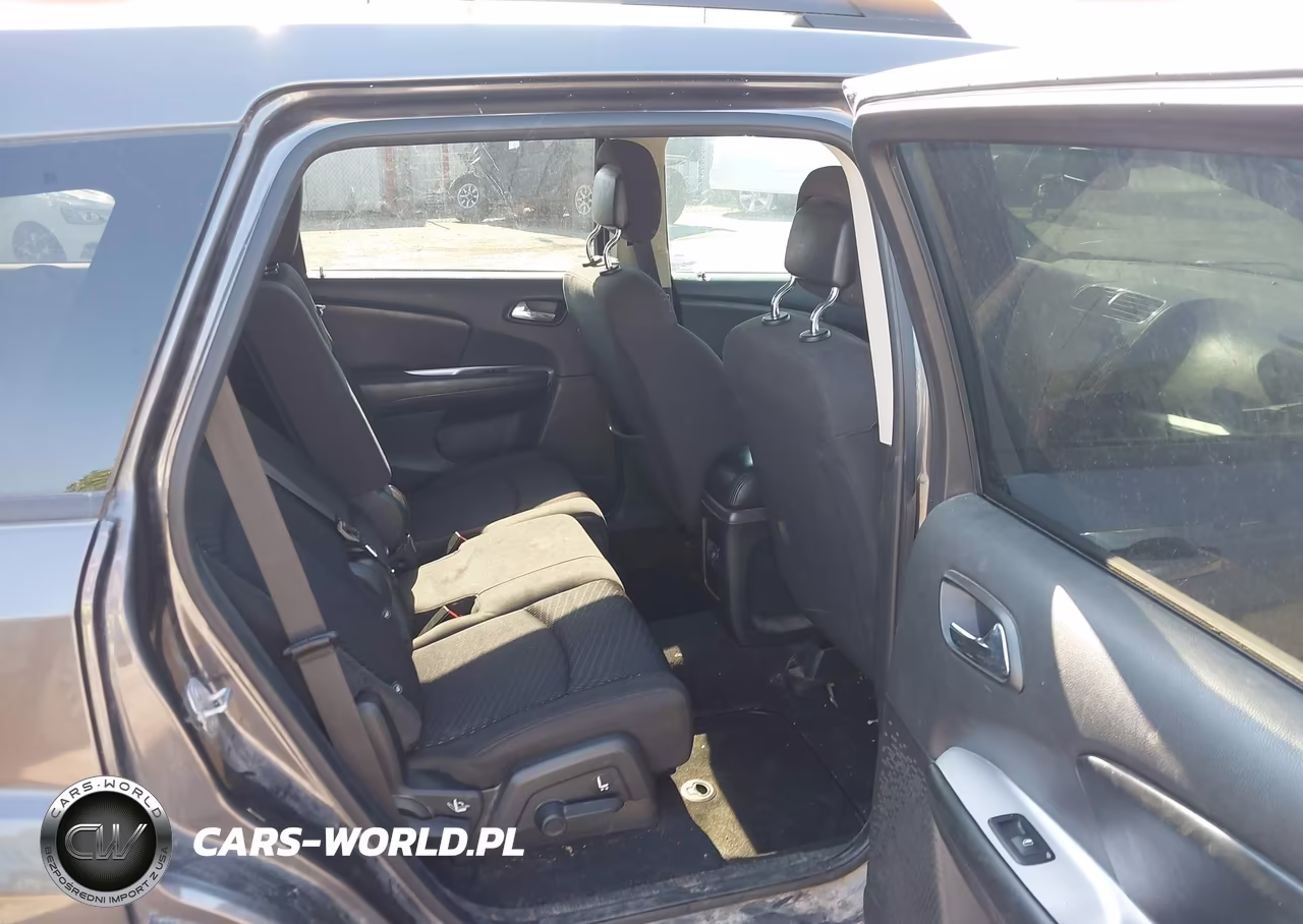 2018 Dodge Journey Se VIN:3C4PDCABXJT496403 - 8