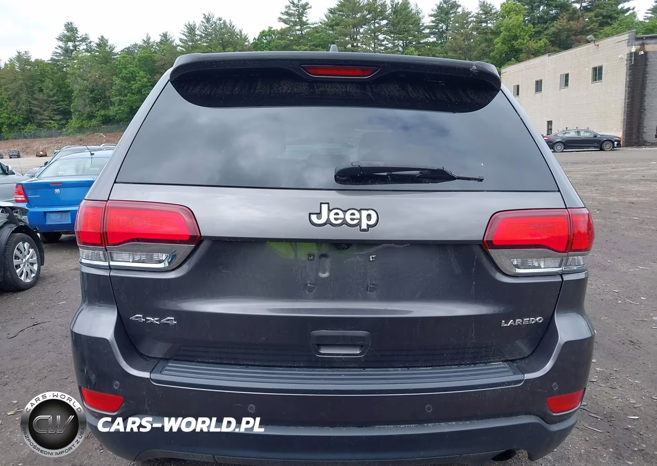 2020 Jeep Grand Cherokee Laredo E 4X4 VIN:1C4RJFAG1LC139186 - 17