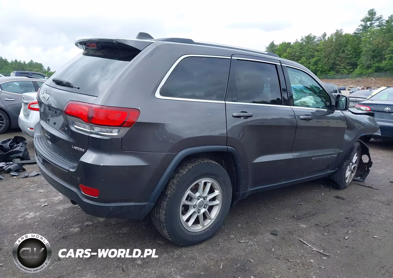 2020 Jeep Grand Cherokee Laredo E 4X4 VIN:1C4RJFAG1LC139186 - 4