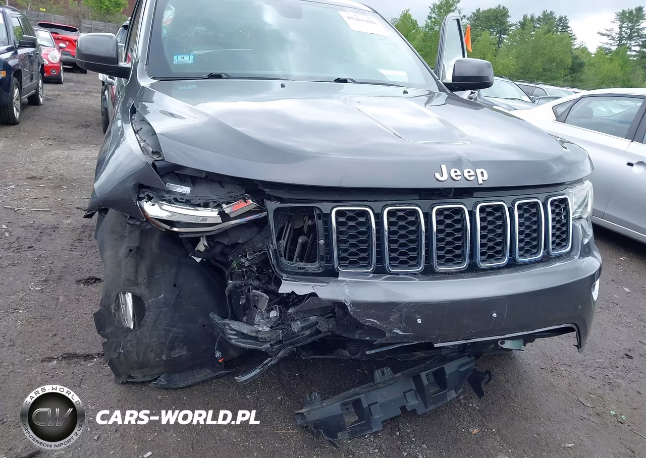 2020 Jeep Grand Cherokee Laredo E 4X4 VIN:1C4RJFAG1LC139186 - 6