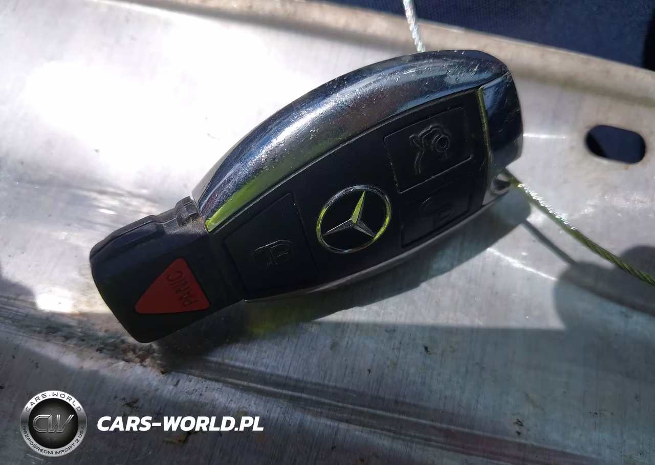 2011 Mercedes-Benz C 300 Luxury-Sport VIN:WDDGF5EB5BA478891 - 11