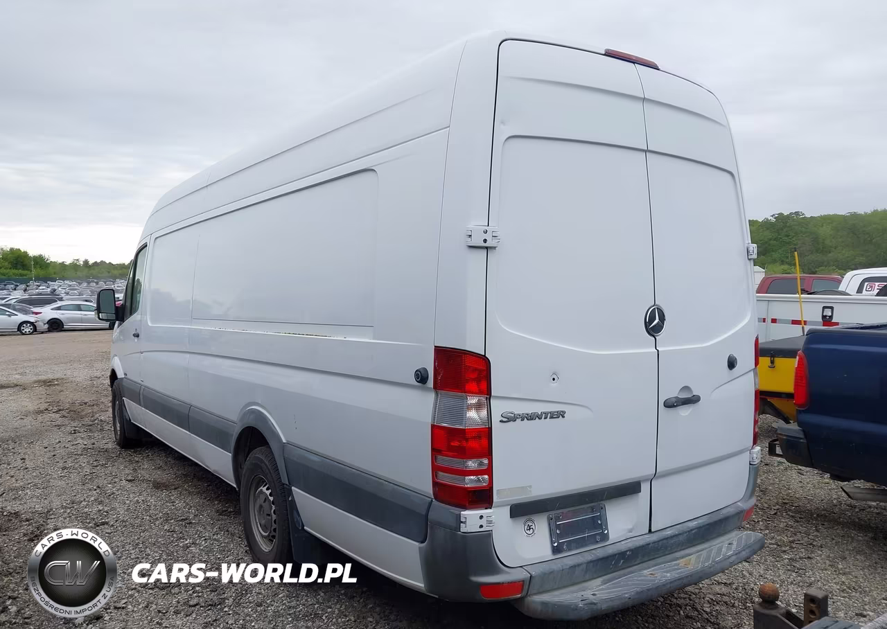 2012 Mercedes-Benz Sprinter 2500 High Roof VIN:WD3PE8CC6C5617215 - 3