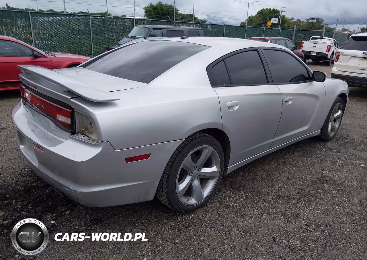 2012 Dodge Charger Sxt VIN:2C3CDXHG3CH209300 - 4