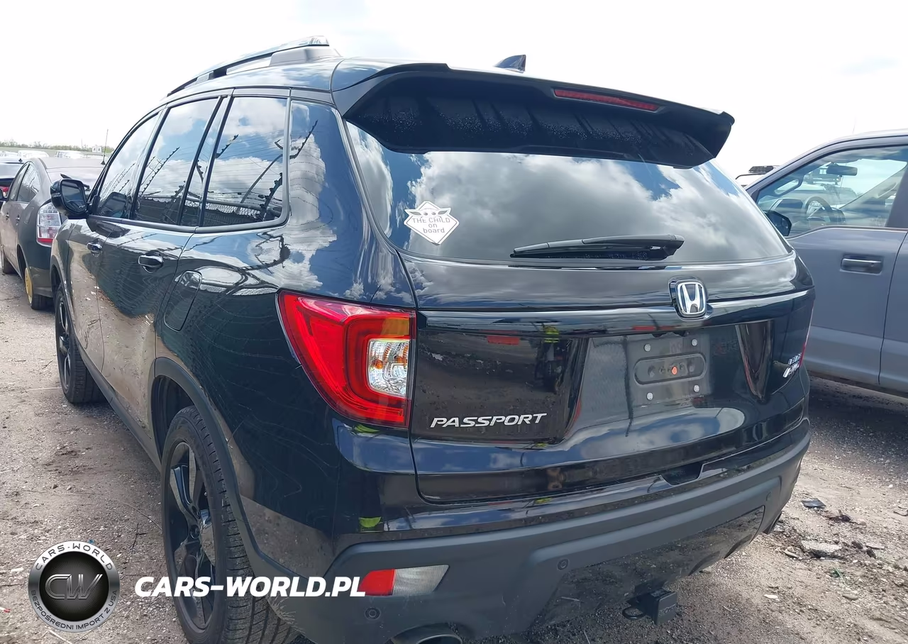 2021 Honda Passport Awd Elite VIN:5FNYF8H08MB020668 - 3