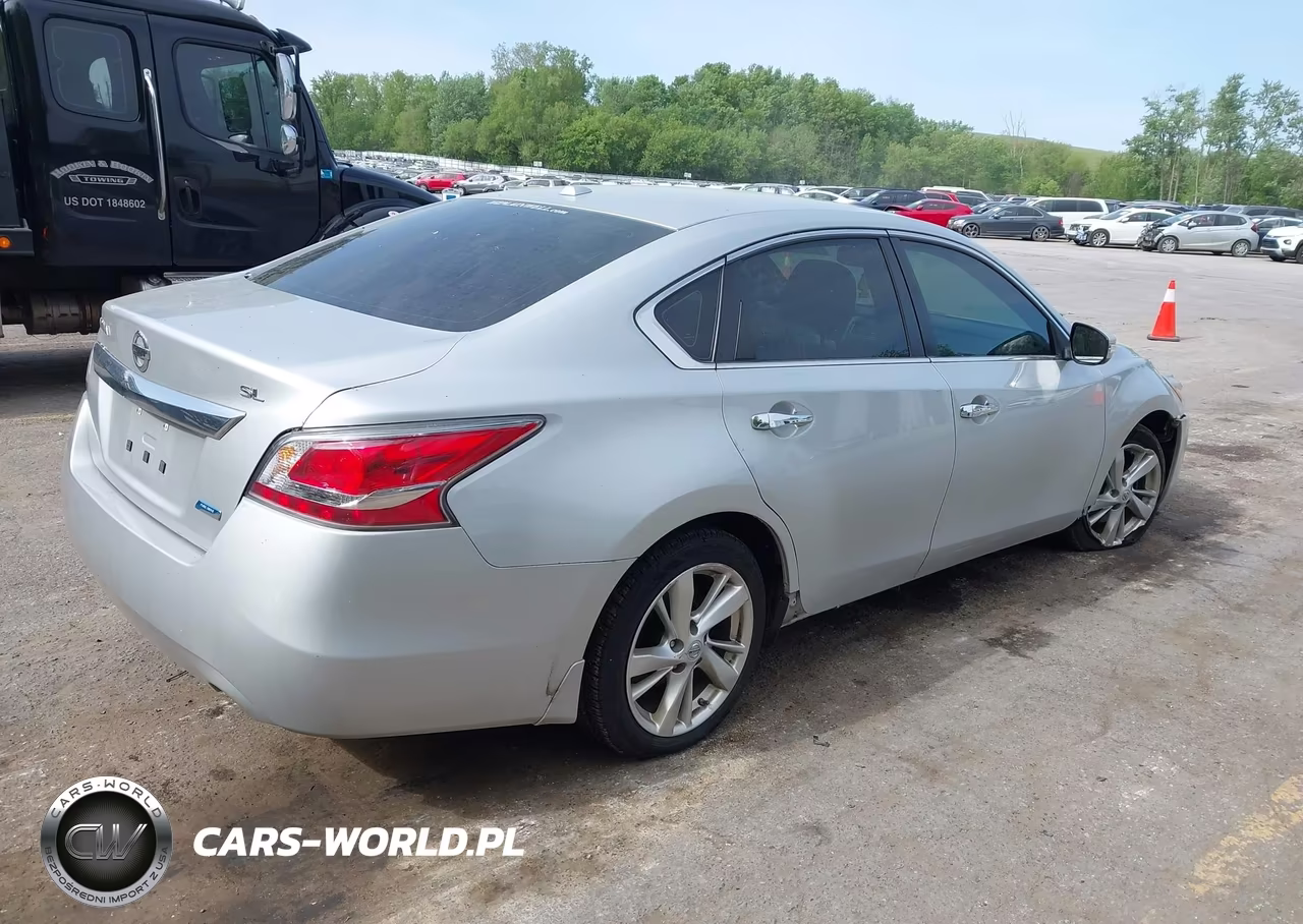 2015 Nissan Altima 2.5-2.5 S-2.5 Sl-2.5 Sv VIN:1N4AL3AP5FN384738 - 4