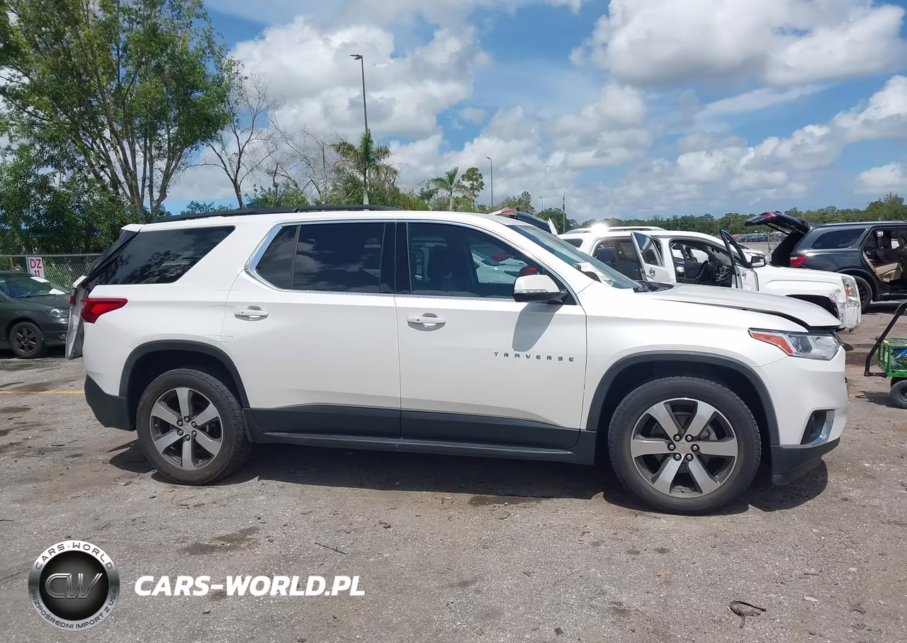 2019 Chevrolet Traverse 3Lt VIN:1GNERHKW8KJ226108 - 13