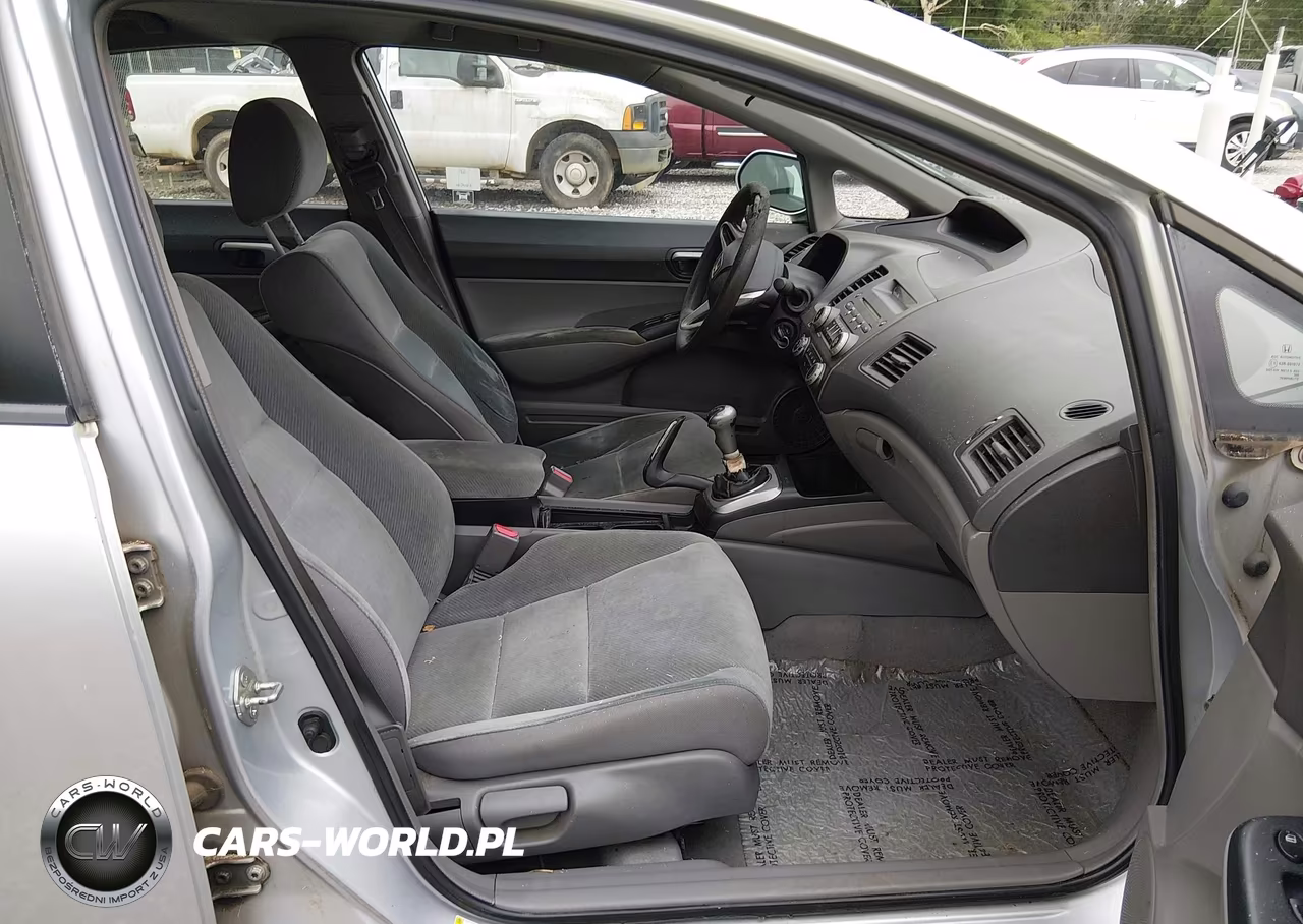 2009 Honda Civic Lx VIN:2HGFA15599H500685 - 5