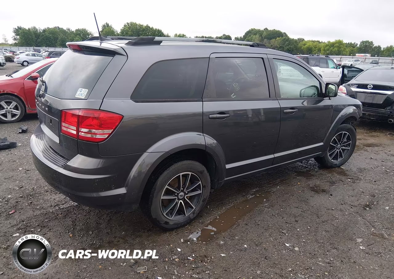 2018 Dodge Journey Se VIN:3C4PDCAB2JT490580 - 4
