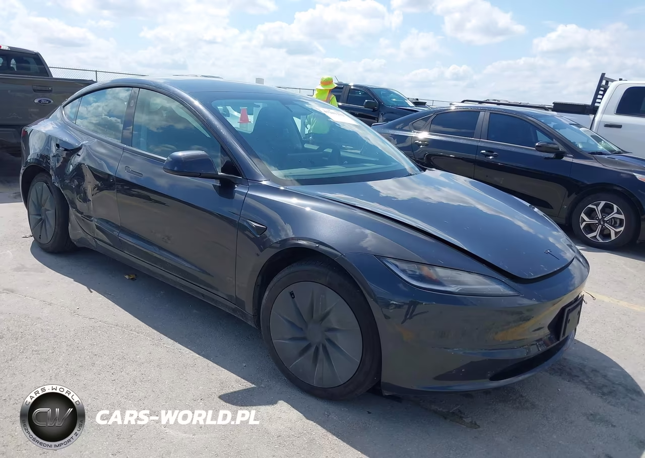 2025 Tesla Model 3 Long Range Rear-Wheel Drive-Standard Rear-Wheel Drive – zdjęcie 1 z 15