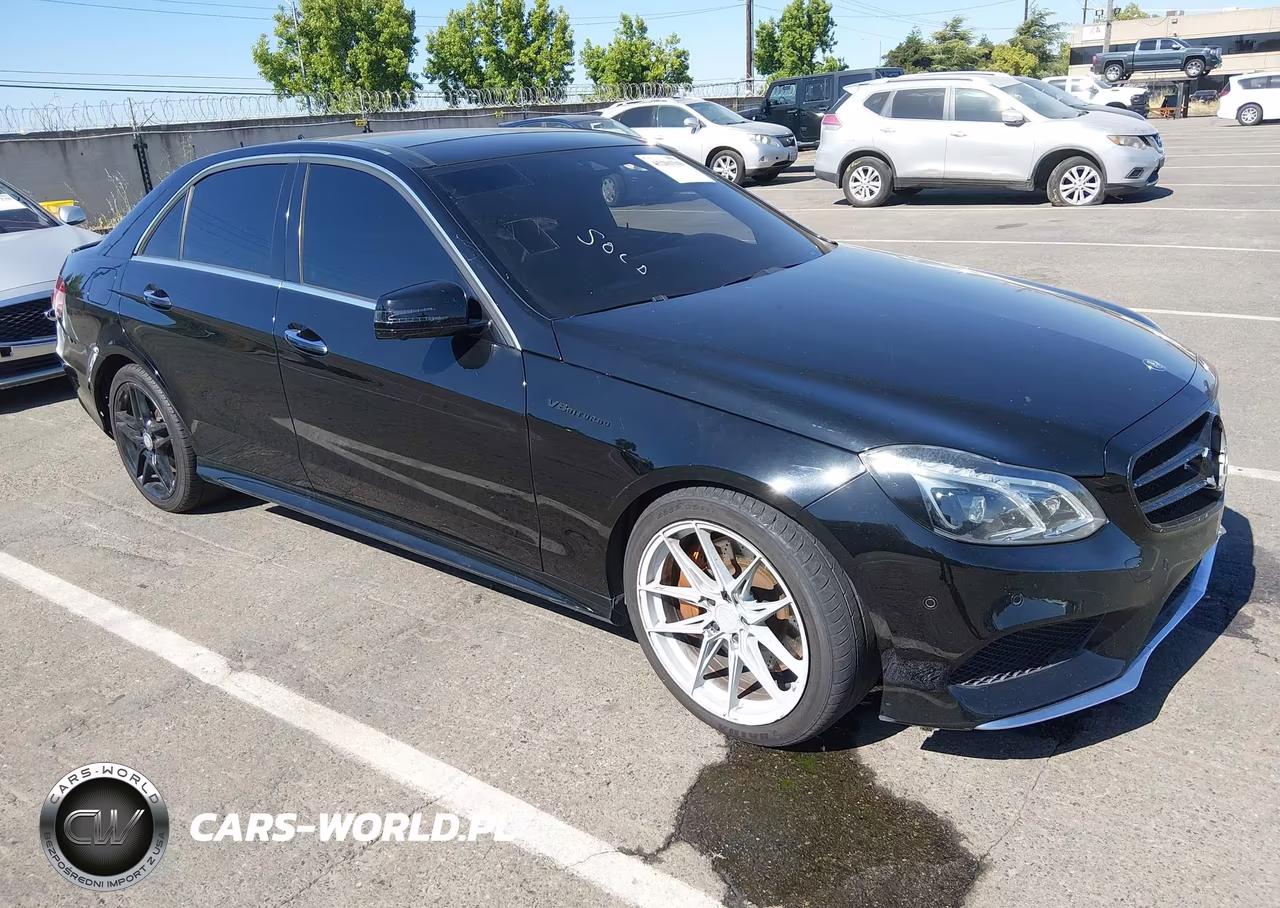 2014 Mercedes-Benz E 550 4Matic – zdjęcie 1 z 16