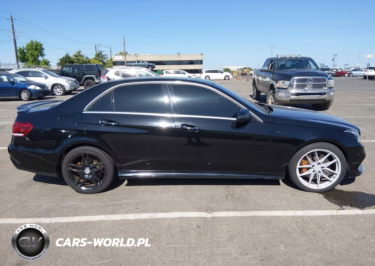 2014 Mercedes-Benz E 550 4Matic VIN:WDDHF9BB6EA949032 - 13