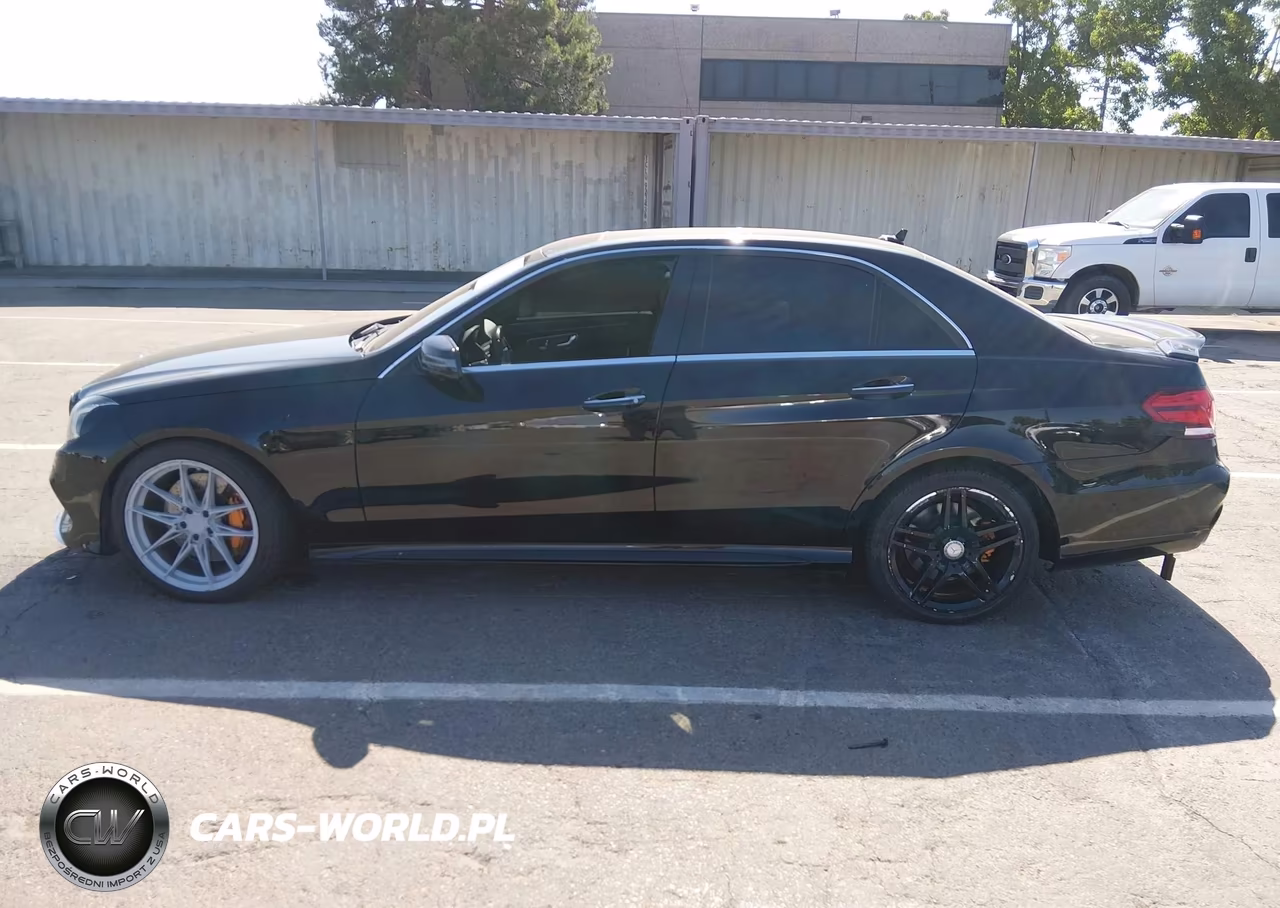 2014 Mercedes-Benz E 550 4Matic VIN:WDDHF9BB6EA949032 - 14