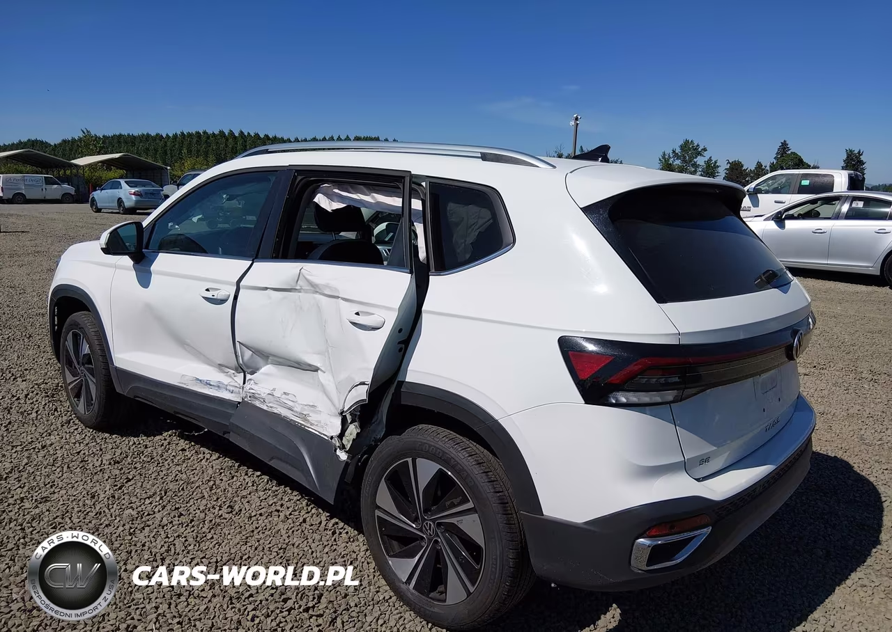 2025 Volkswagen Taos 1.5T Se VIN:3VVUC7B27SM043414 - 3