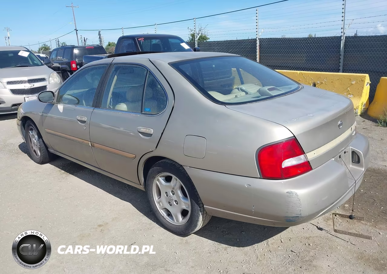 2001 Nissan Altima Gle VIN:1N4DL01A21C136183 - 3