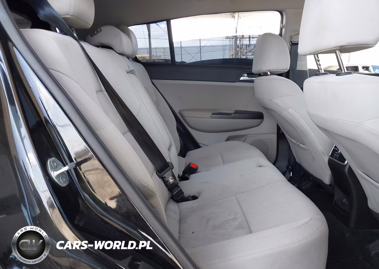 2020 Kia Sportage Lx VIN:KNDPM3ACXL7795843 - 8