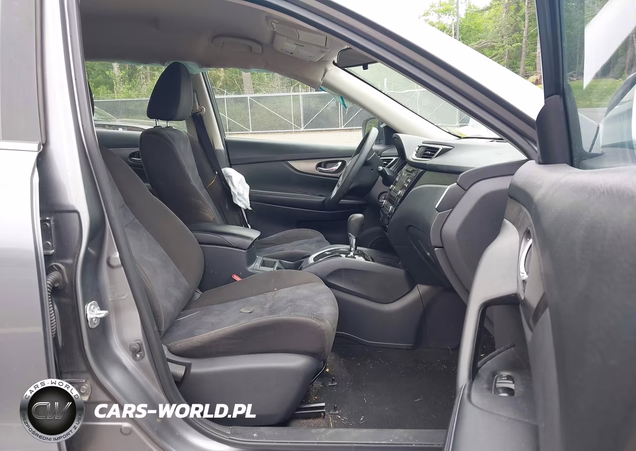 2015 Nissan Rogue S VIN:KNMAT2MV1FP565239 - 5