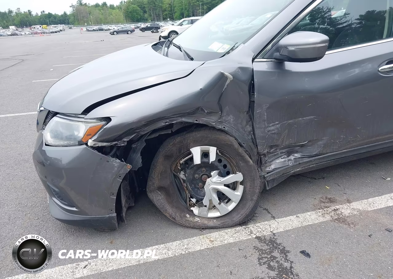 2015 Nissan Rogue S VIN:KNMAT2MV1FP565239 - 6