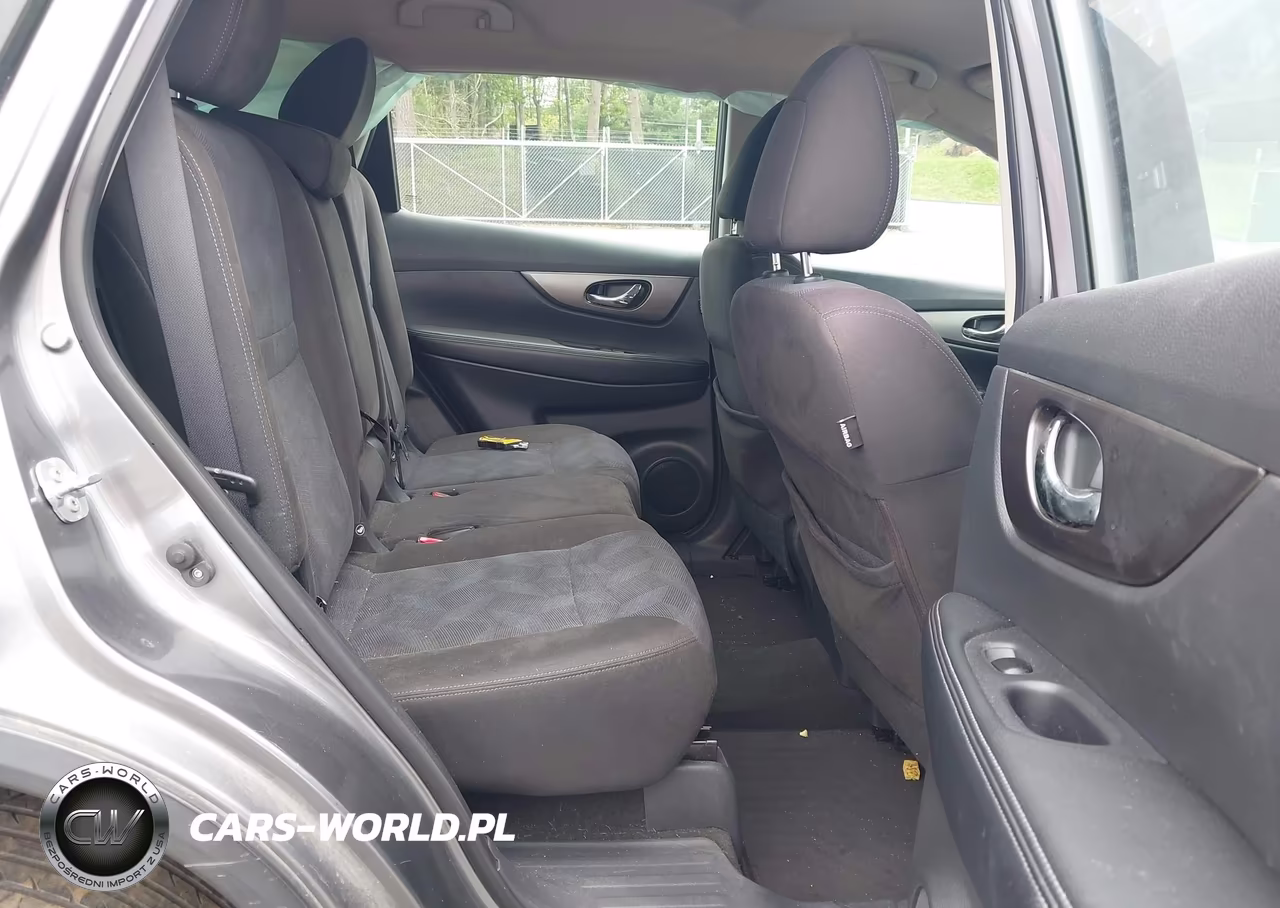 2015 Nissan Rogue S VIN:KNMAT2MV1FP565239 - 8