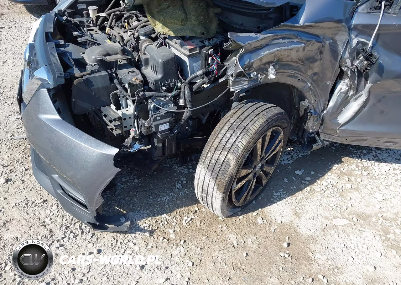 2019 Nissan Kicks Sv VIN:3N1CP5CU0KL550747 - 6