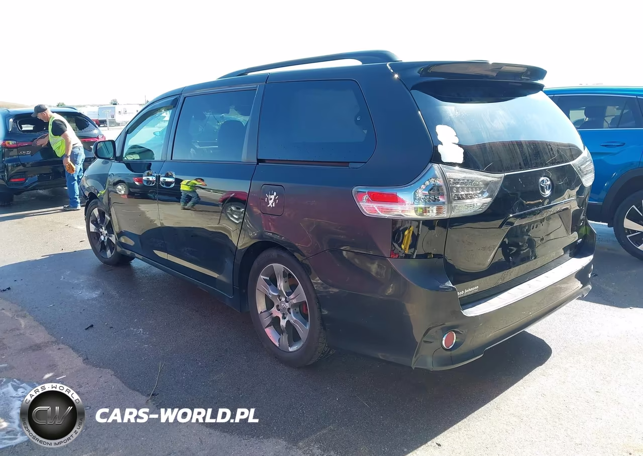 2014 Toyota Sienna Se 8 Passenger VIN:5TDXK3DC1ES441249 - 3