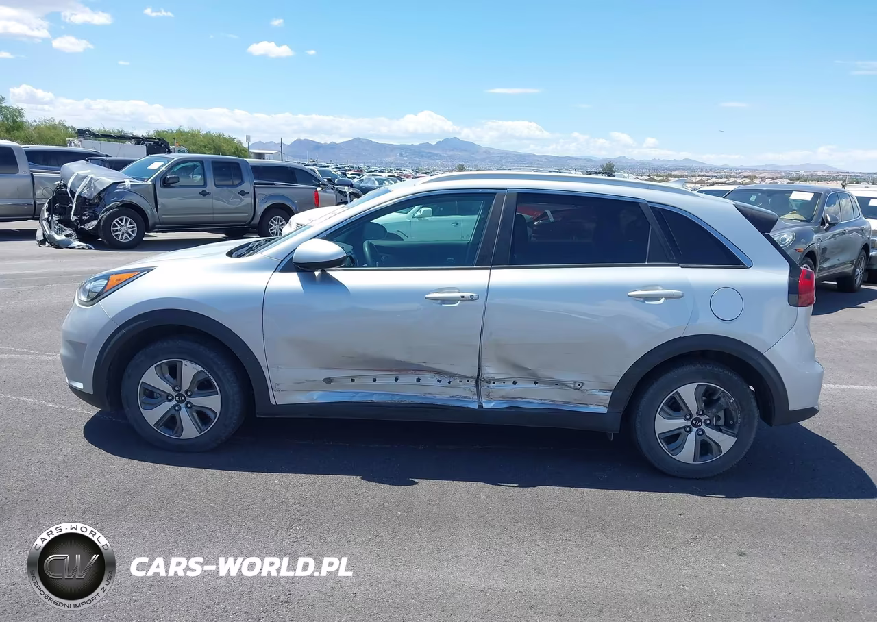2019 Kia Niro Lx VIN:KNDCB3LC7K5263350 - 14