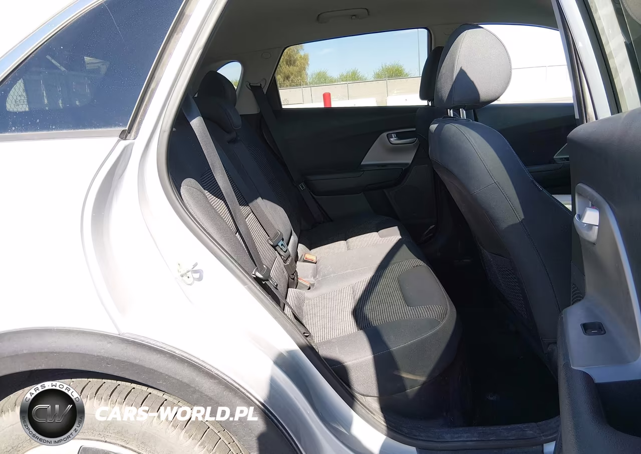 2019 Kia Niro Lx VIN:KNDCB3LC7K5263350 - 8