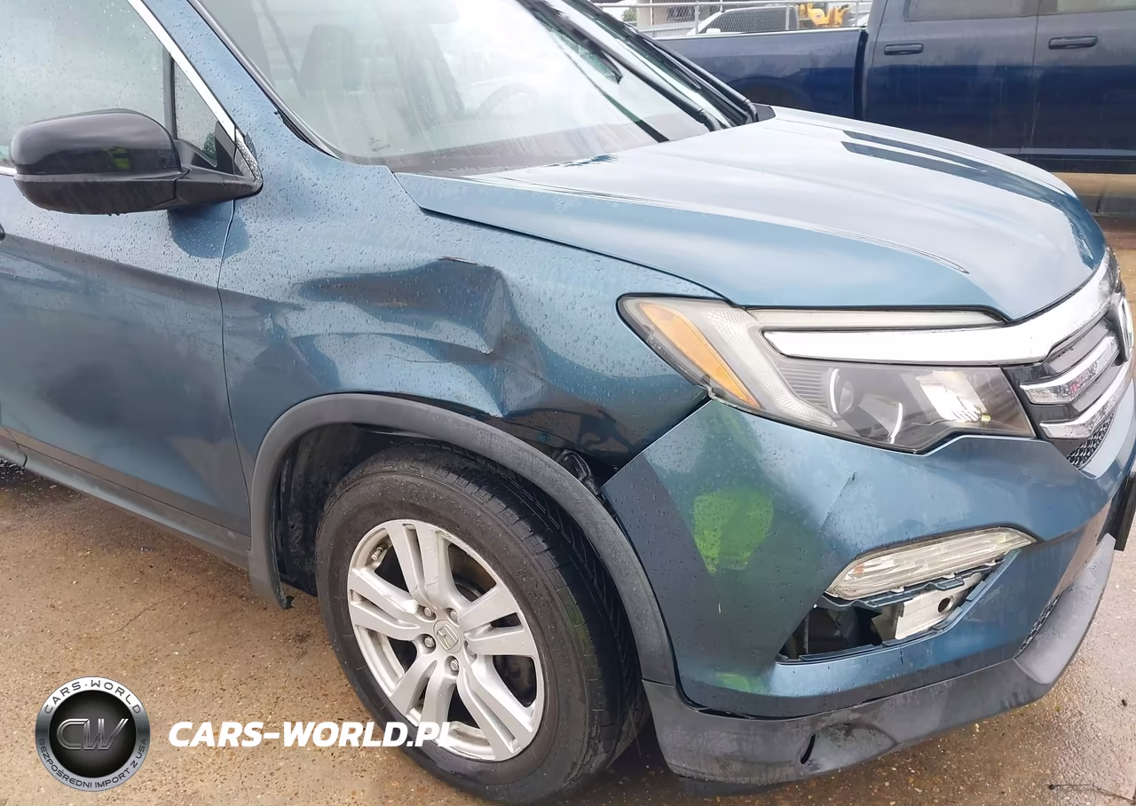 2017 Honda Pilot Lx VIN:5FNYF6H1XHB021789 - 6