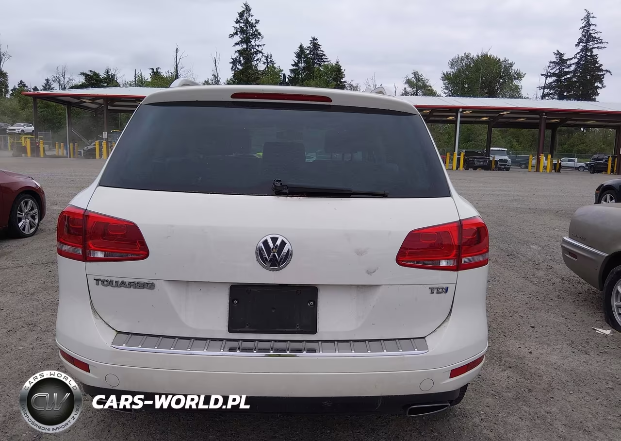 2011 Volkswagen Touareg Tdi Lux VIN:WVGFK9BP9BD003912 - 17