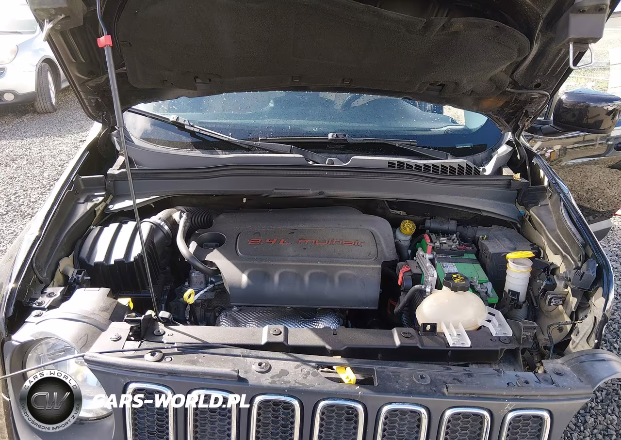 2015 Jeep Renegade Latitude VIN:ZACCJBBT4FPB58860 - 10