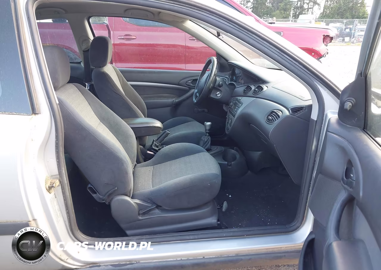 2001 Ford Focus Zx3 VIN:3FAFP31301R139505 - 5