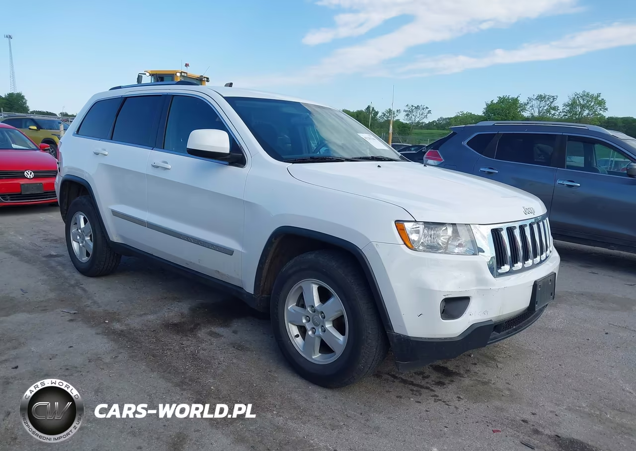 2013 Jeep Grand Cherokee Laredo – zdjęcie 1 z 16