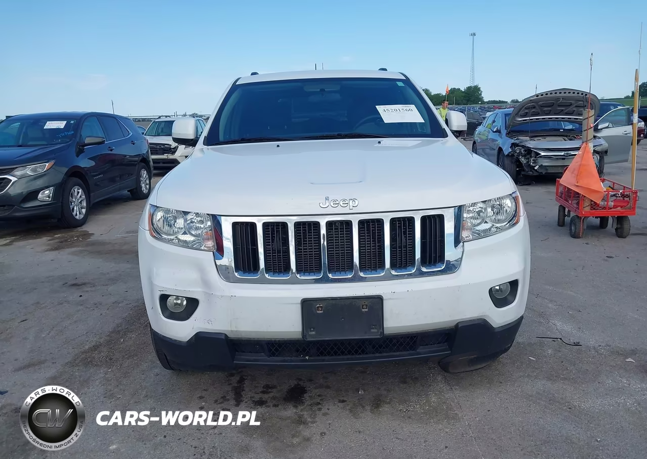 2013 Jeep Grand Cherokee Laredo VIN:1C4RJFAG5DC633097 - 12