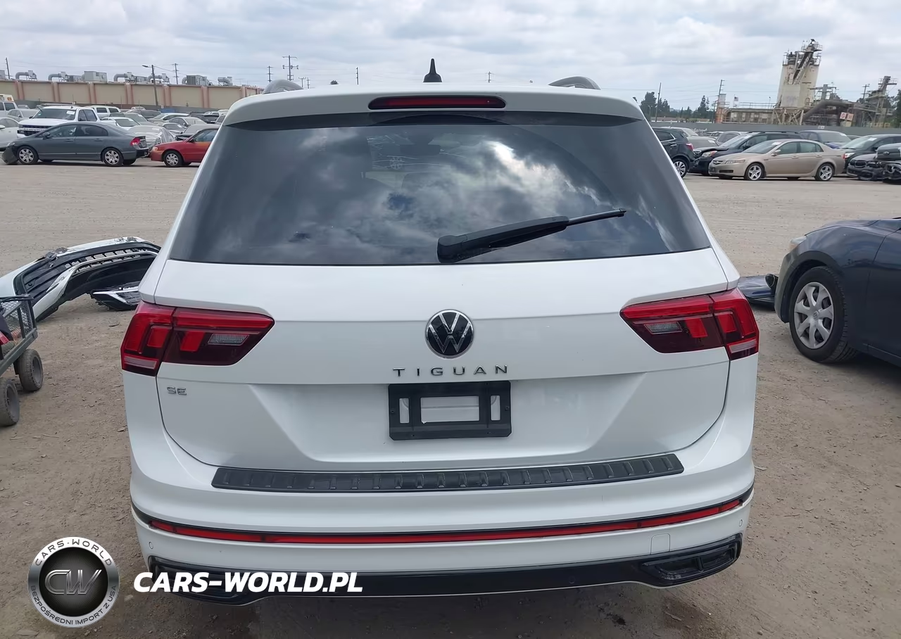 2023 Volkswagen Tiguan 2.0T Se R-Line Black VIN:3VVCB7AX6PM098844 - 17