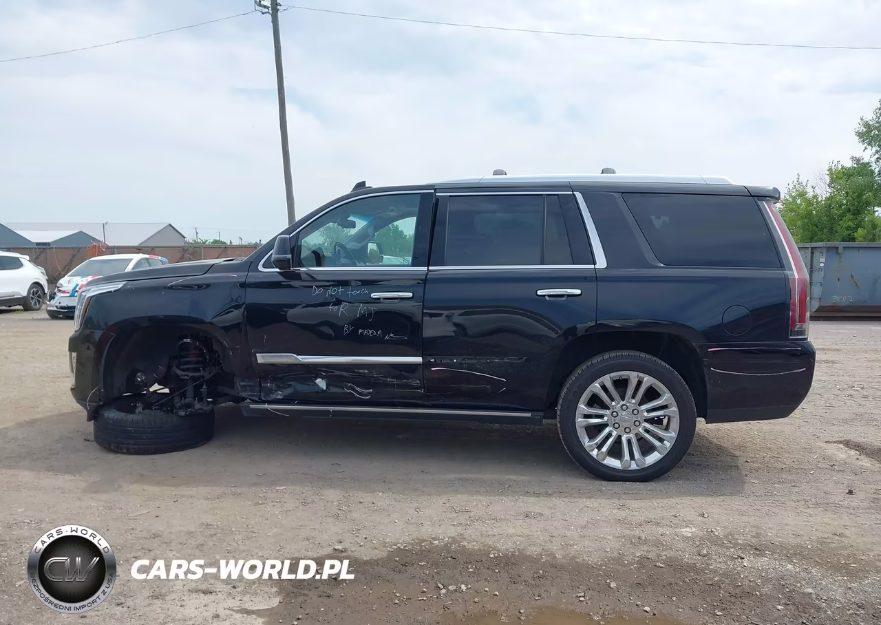 2018 Cadillac Escalade Premium Luxury VIN:1GYS4CKJ6JR272483 - 13